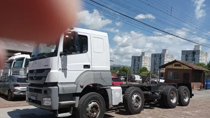 CAMINHÃO AXOR 3344 , 2019,  LEITO, 8x4 NO CHASSI