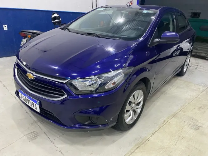ALUGA-SE CARRO PARA UBER E POP!