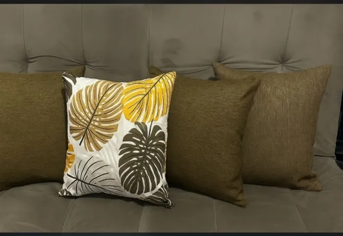 Kit com 4 Almofadas Decorativas Novas (Já com enchimento)