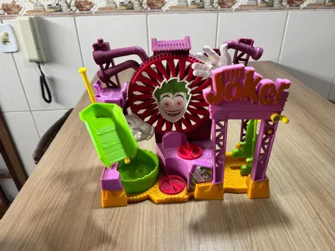 parque de diversao do coringa fisher price