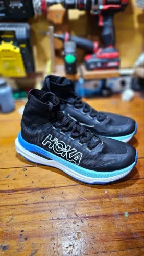 Tenis Hoka Tecton X3 para trail ou trekking