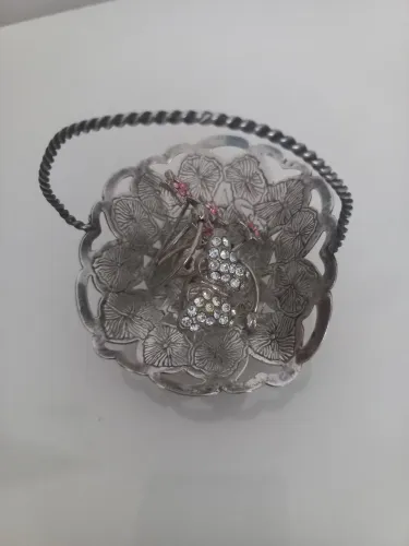 Porta jóias em prata com formato de cesta