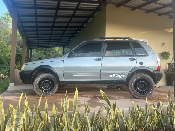 Fiat Uno Mille Celeb. WAY Econ. 1.0 F.flex 4P 2010