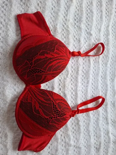 Kit sutiã tamanho P nunca usados