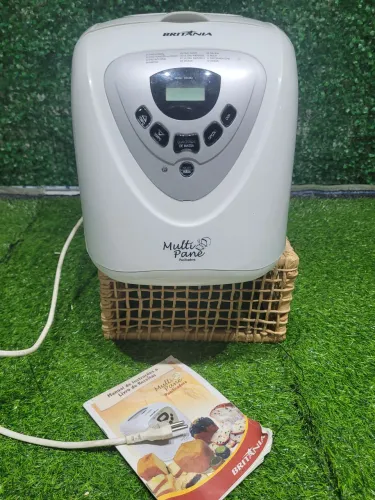 Máquina pão Britânia 220v
