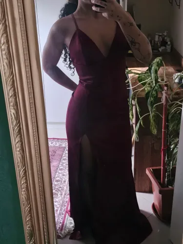 vestido de festa vinho costa nua
