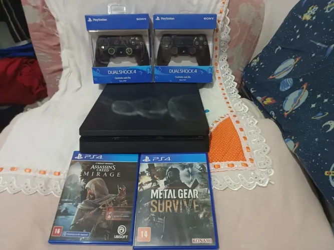 PS4 Slim 1 Tb - NÃO ACEITO TROCA , APENAS VENDA !