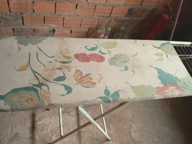 Tábua de passar roupas