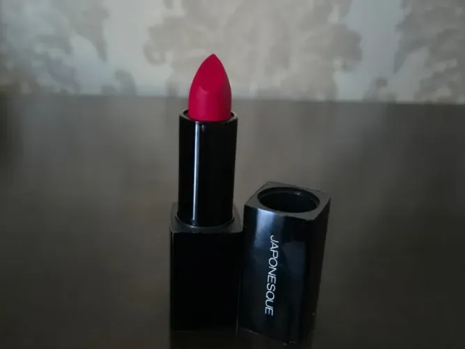 Batom Japonesque. Kumadori Lipstick. Vermelho. Made In Italy