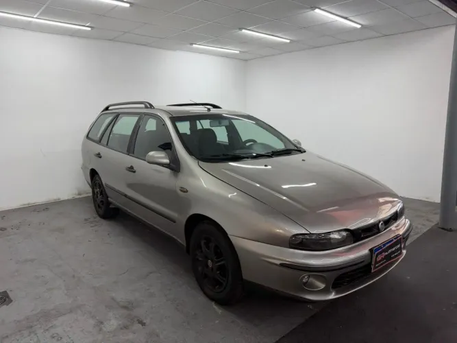 Fiat Marea Weekend ELX 2.0 20V 4P 2000