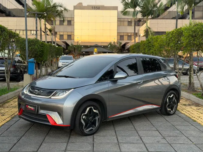 BYD Dolphin EV (Elétrico) 2024