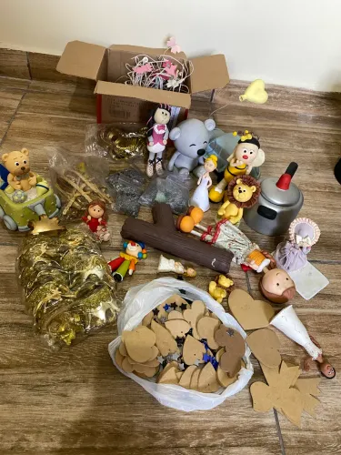 Lote de itens para artesanatos