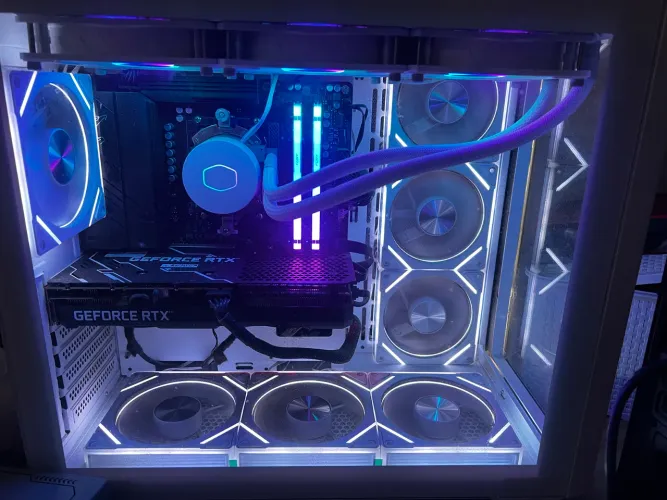 Pc Gamer TOP 32gb ddr5 ,rysen 7700x , b650 Aorus pro ax 