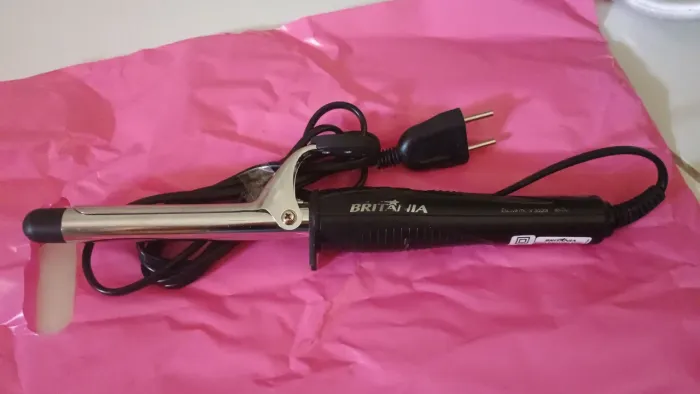 Escova modeladora Bivolt Britânia