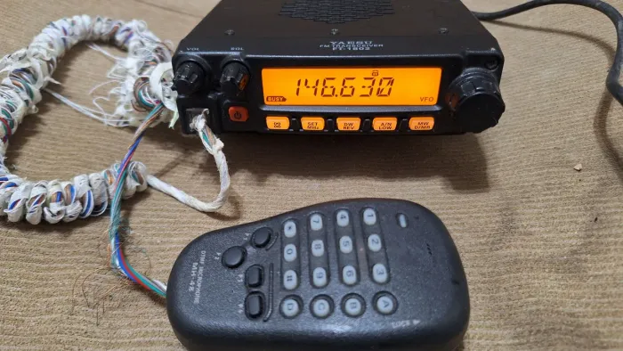 Rádio transceptor Vhf 2m Yaesu ft-1802 funcionando leia -icom-Vertex-kenwood-Alan-