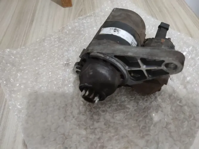 Vendo Motor de Arranque(Partida) VW Polo.