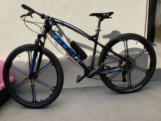 Bicicleta GTSM1 FUTEC Aro 29 - Excelente estado