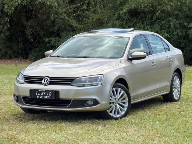 Volkswagen Jetta Highline 2.0 TSI 16V 4P Tiptronic 2014