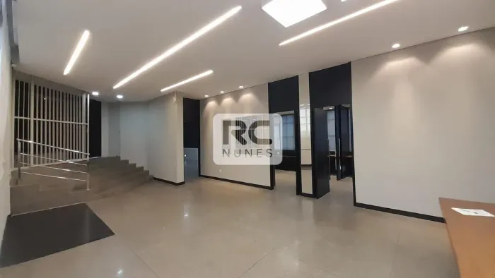 Loja de rua com área de 210m², 05 salas, 02 vagas, Belo Horizonte, MG.