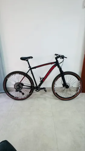 Vendo Bike aro 29 kit 12v muito nova!! 