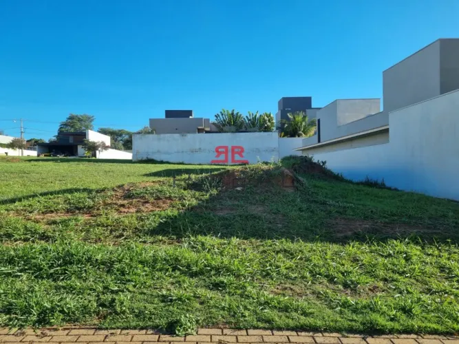 Terreno no Villa Dumont