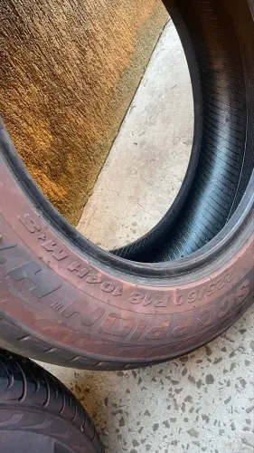 Pneu meia vida 225/60 R18