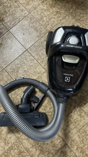 Aspirador 220Vv