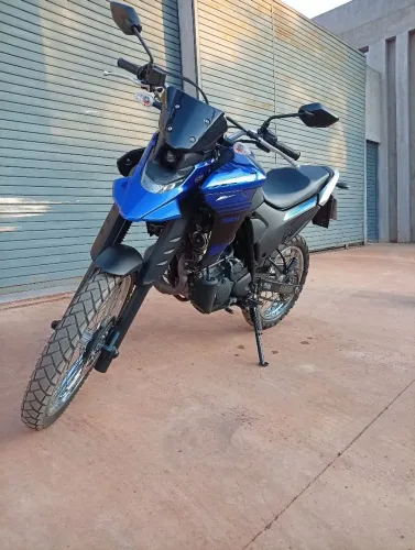 Lander 250 connected