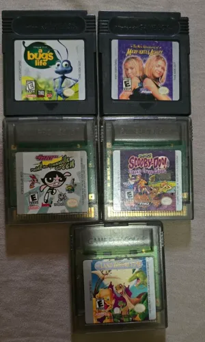 Fitas de gameboy