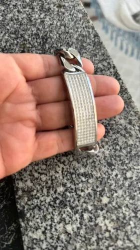 Pulseira em zircônia