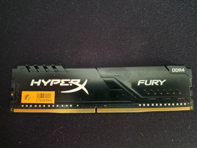 Memoria ram 8GB ddr4 hyperx 2666mhz novinha