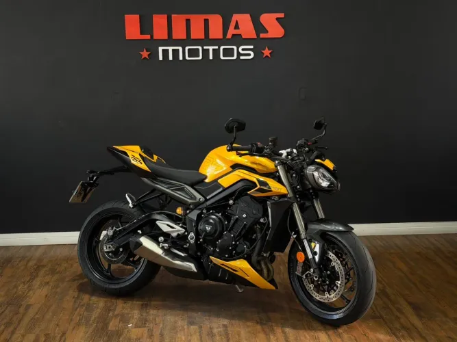 Street Triple RS 765 Amarela 2025 - Apenas 5.100 KM.