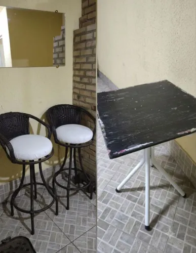 Cadeira de jardim MUITO ACOLCHOADA + brinde espelho + mesa