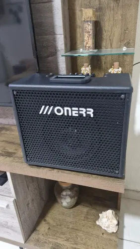 Amplificador Onerr para violão
