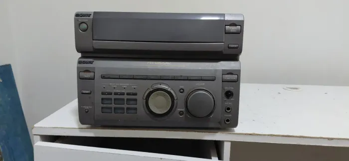 Mini System Sony modelo FH-W55AV