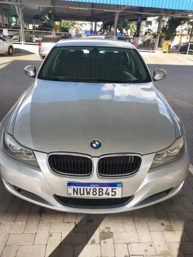 BMW 320I A 2011