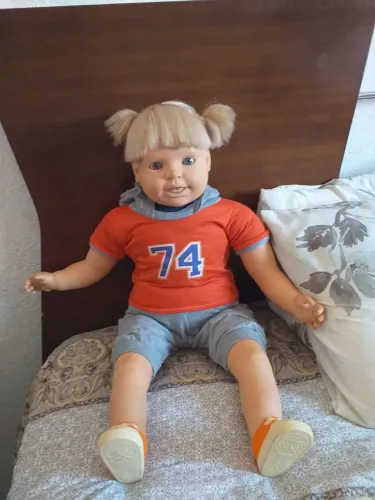 Boneca antiga marca Roma