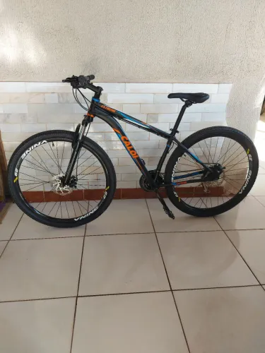 Bike aro 29 Caloi Extreme Relação e Freios Shimano