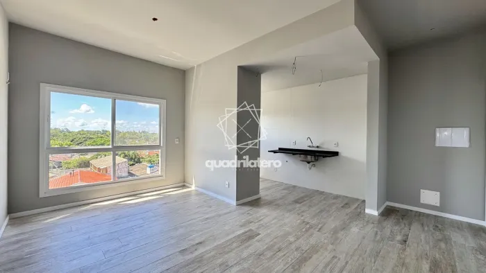 Residencial La Vitta, andar alto, virado para o norte. Apenas 280 metros da orla do laranj