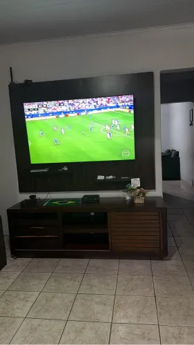 Rack e painel para televisão de 55 polegadas 
