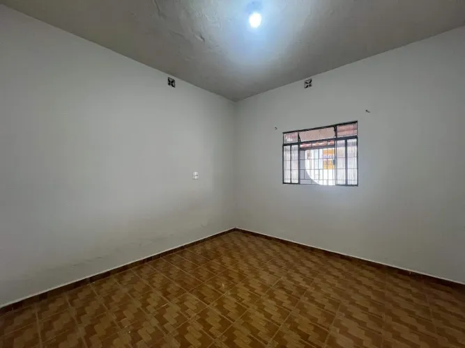 Casa para aluguel, 3 quartos, 1 vaga, São José - Divinópolis/MG