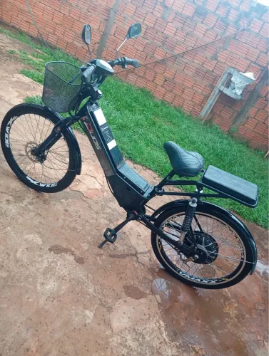 Vendo bicicleta elétrica novinha 