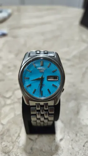 Relógio Seiko 5 - Calibre 6119 - Ponta Agulha - Azul Celeste 
