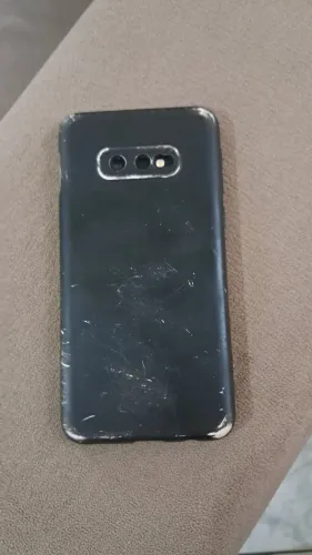 Smartphone celular Samsung Galaxy S10e 128gb usado