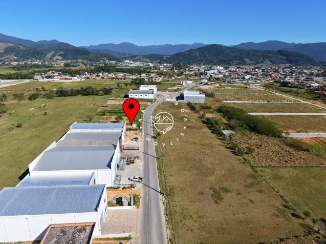 Terreno Comercial com 462 m² próximo à BR-101 em Areias - Paulo Lopes