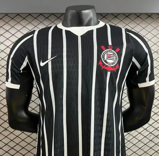 Camisa Corinthians preta 2026 com escudo retrô - tam. M (nova na etiqueta)
