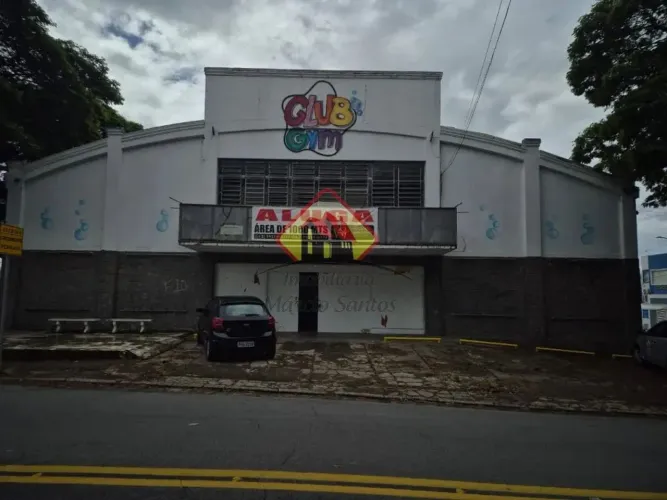 Locação de Comercial / Barracão/Galpão na cidade de Taubaté
