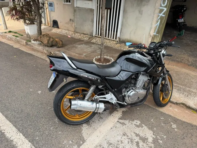 Cb500 2001,
