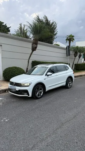 Volkswagen Tiguan Allspac R-line 350 TSI 2.0 4X4 2018