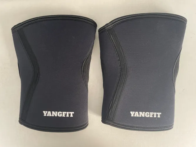 Joelheira para agachamento neoprene yangfit tamanho M